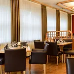 ホテル Waldhotel Berghof Thueringer Wald 4*