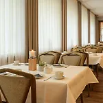 Waldhotel Berghof Thueringer Wald ホテル Luisenthal