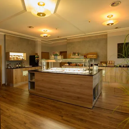 Отель Waldhotel Berghof Луизенталь