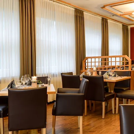 מלון Waldhotel Berghof Thueringer Wald 4*