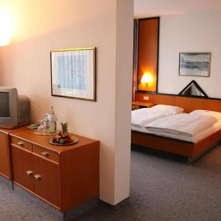 Waldhotel Berghof Thueringer Wald מלון 4*
